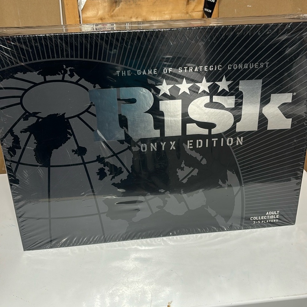 Risk Game Onyx Edition